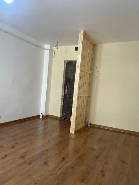 Aparatorii Patriei, Metalurgiei garsoniera confort 2